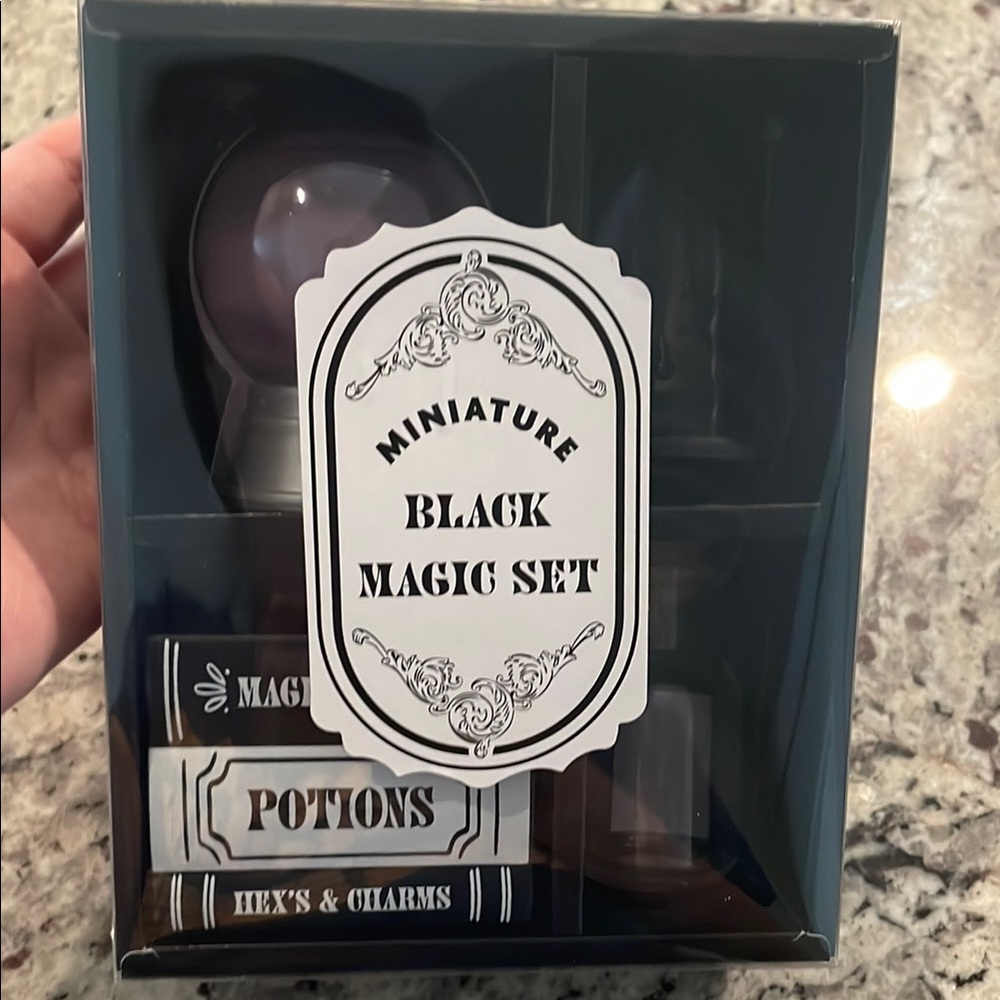 Miniature Black Magic Set